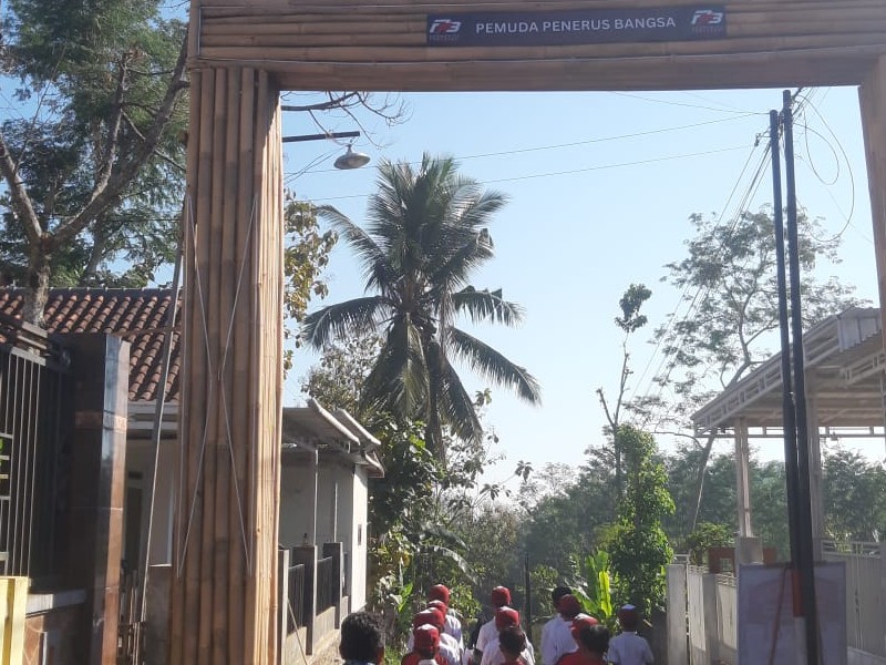 Persiapan Lomba Gerak Jalan SDN 1 Kalirejo